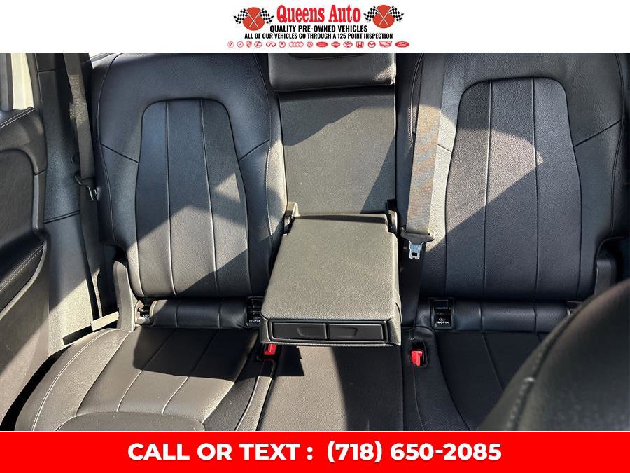 Used 2021 Mercedes-Benz GLB 250 4MATIC w/ Premium Package image 15