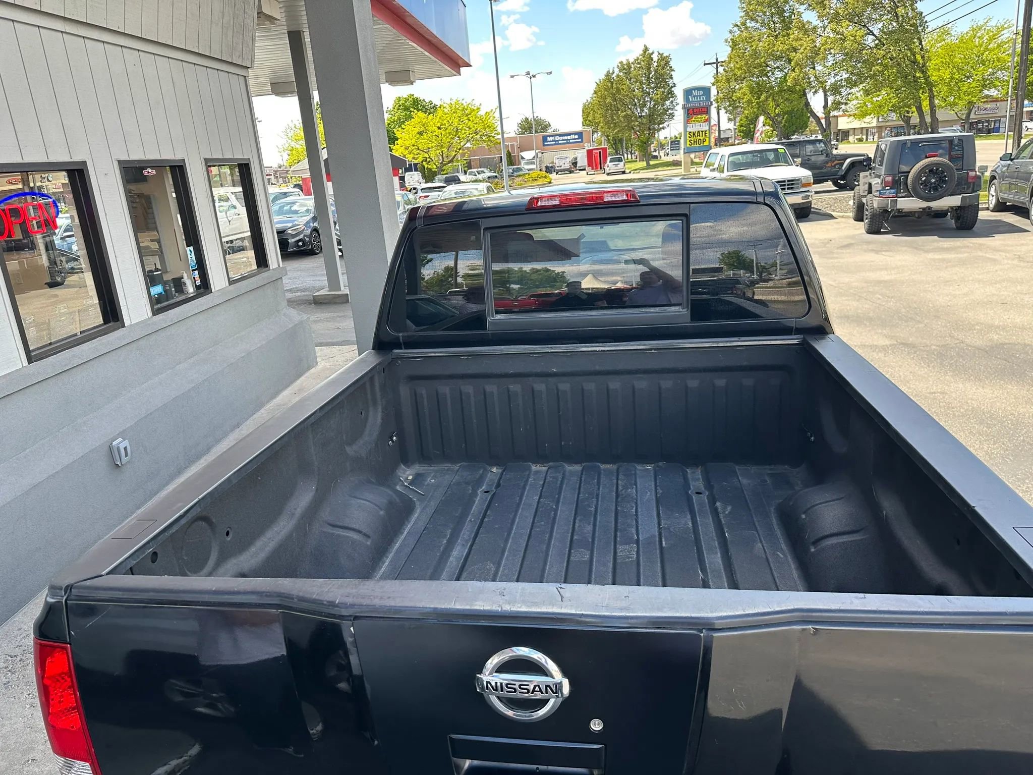 Used 2012 Nissan Titan S AWD/4WD image 19