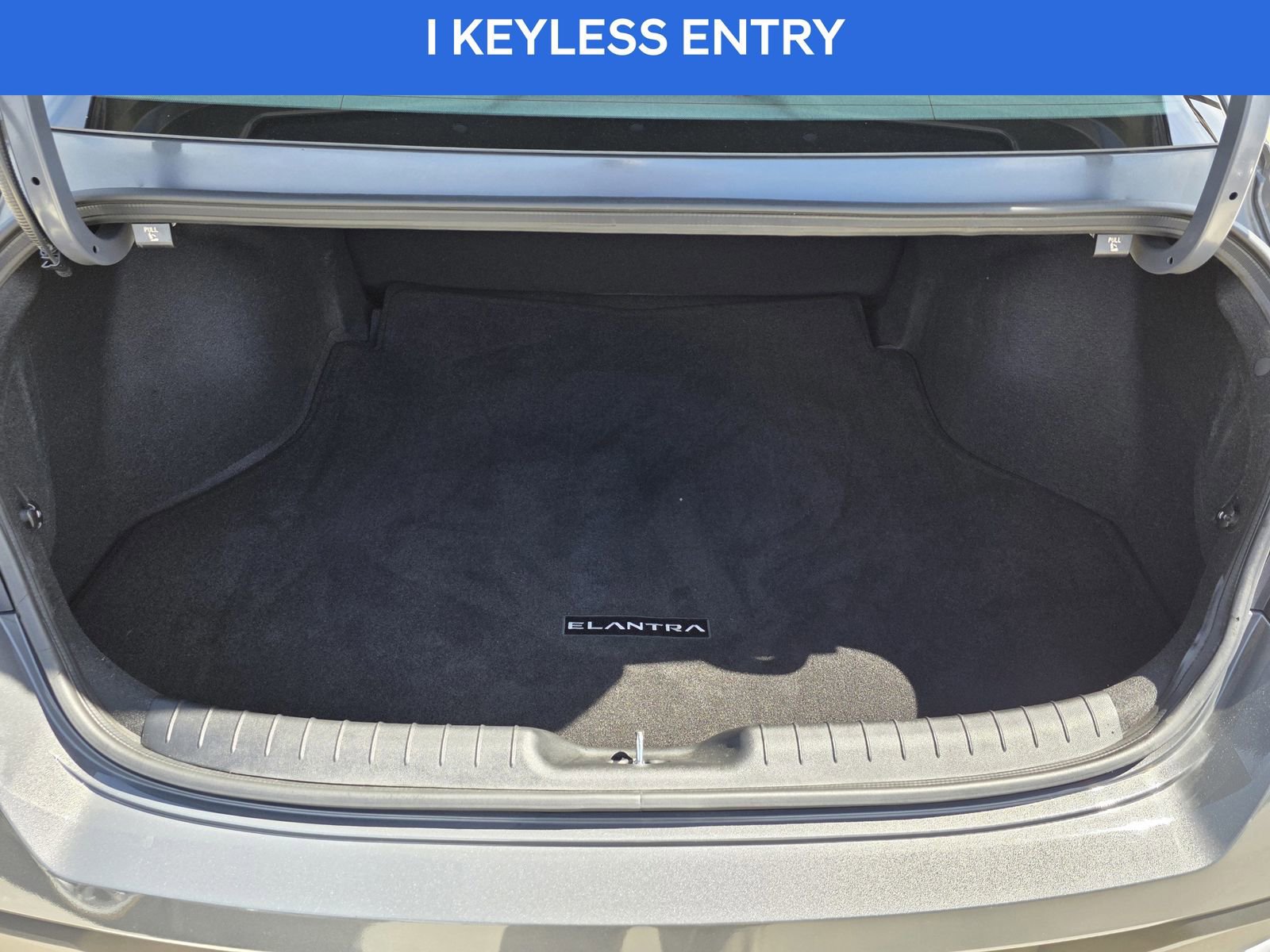 Used 2024 Hyundai Elantra SEL FWD image 16