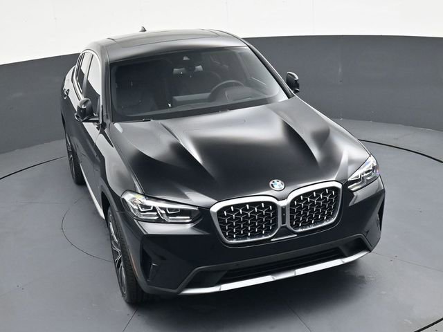 Used 2025 BMW X4 xDrive30i w/ Premium Package image 28