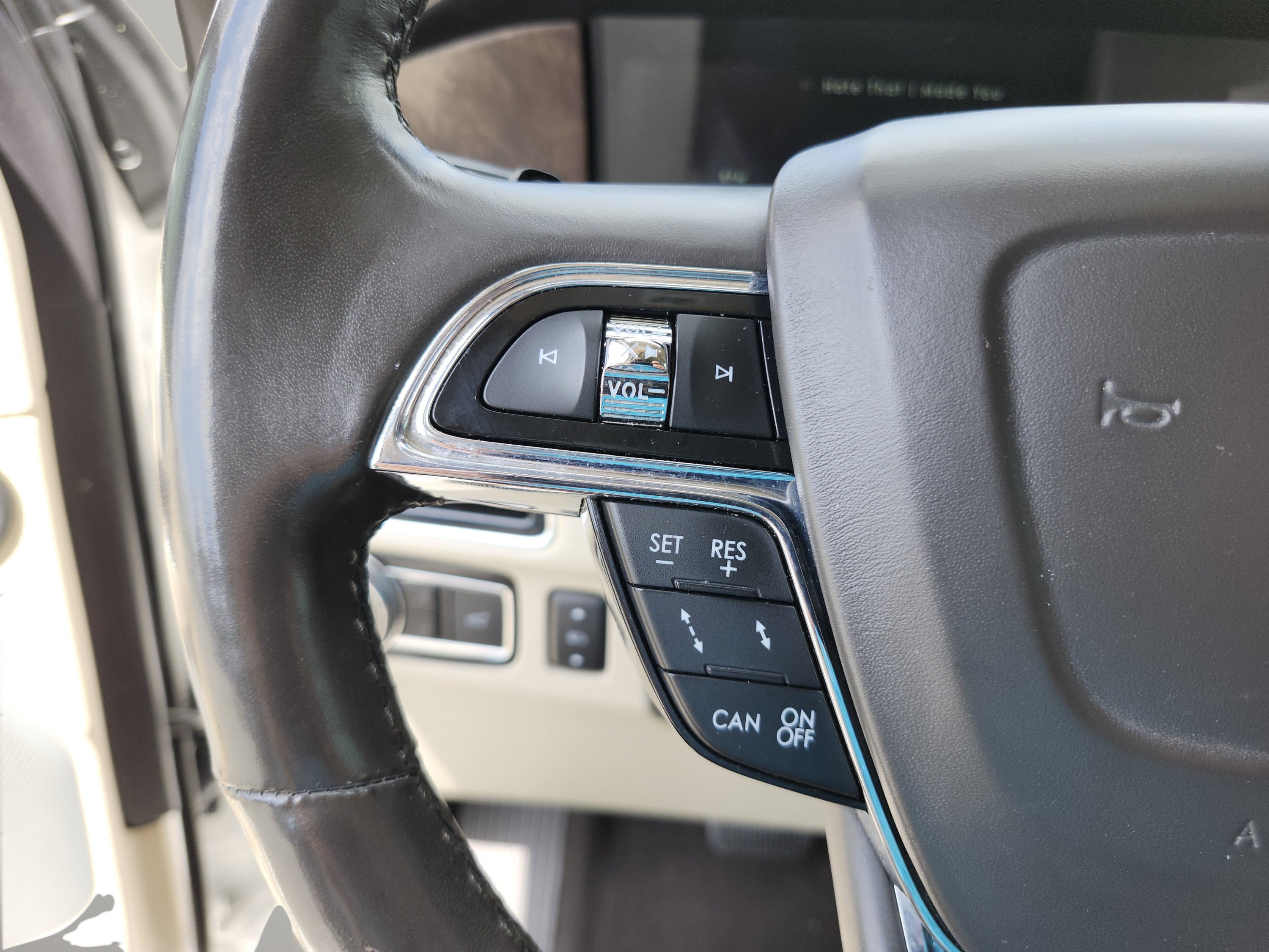 Used 2019 Lincoln Navigator L Reserve AWD/4WD image 30