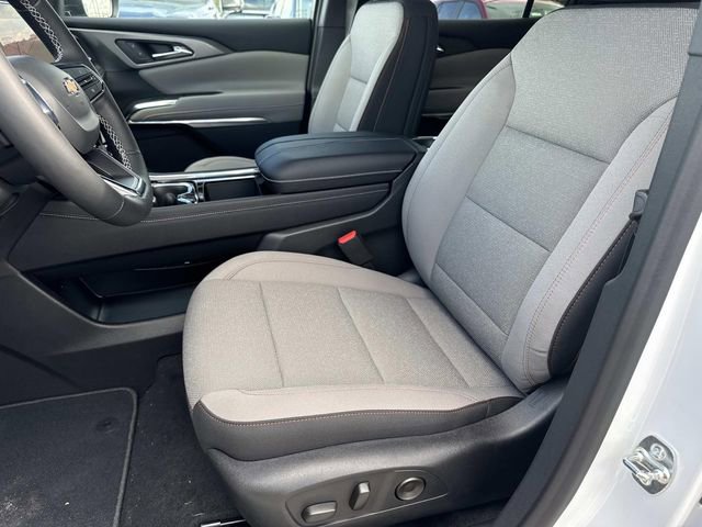 New 2026 Chevrolet Traverse LT image 12