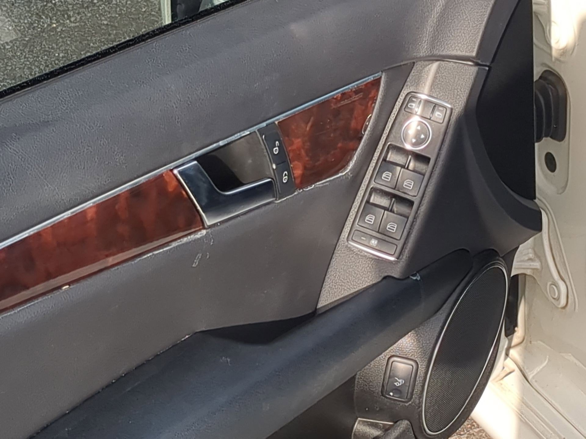 Used 2012 Mercedes-Benz C 300 Sport image 13