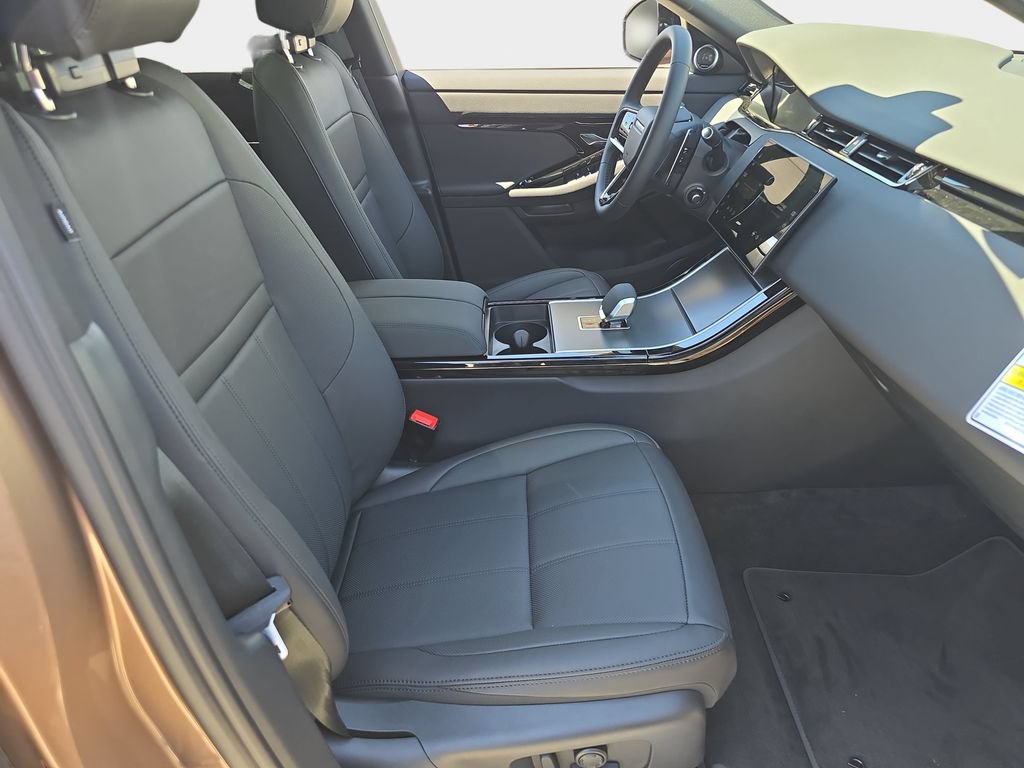 New 2026 Land Rover Range Rover Evoque S AWD/4WD image 10