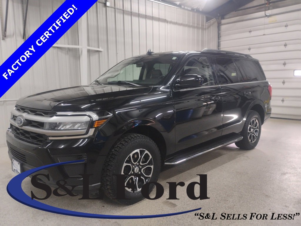 Certified 2023 Ford Expedition XLT image 1