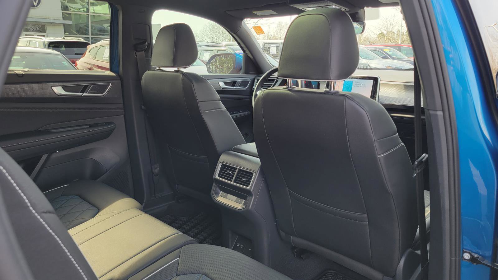 Certified 2025 Volkswagen Atlas Cross Sport SEL Premium R-Line image 45