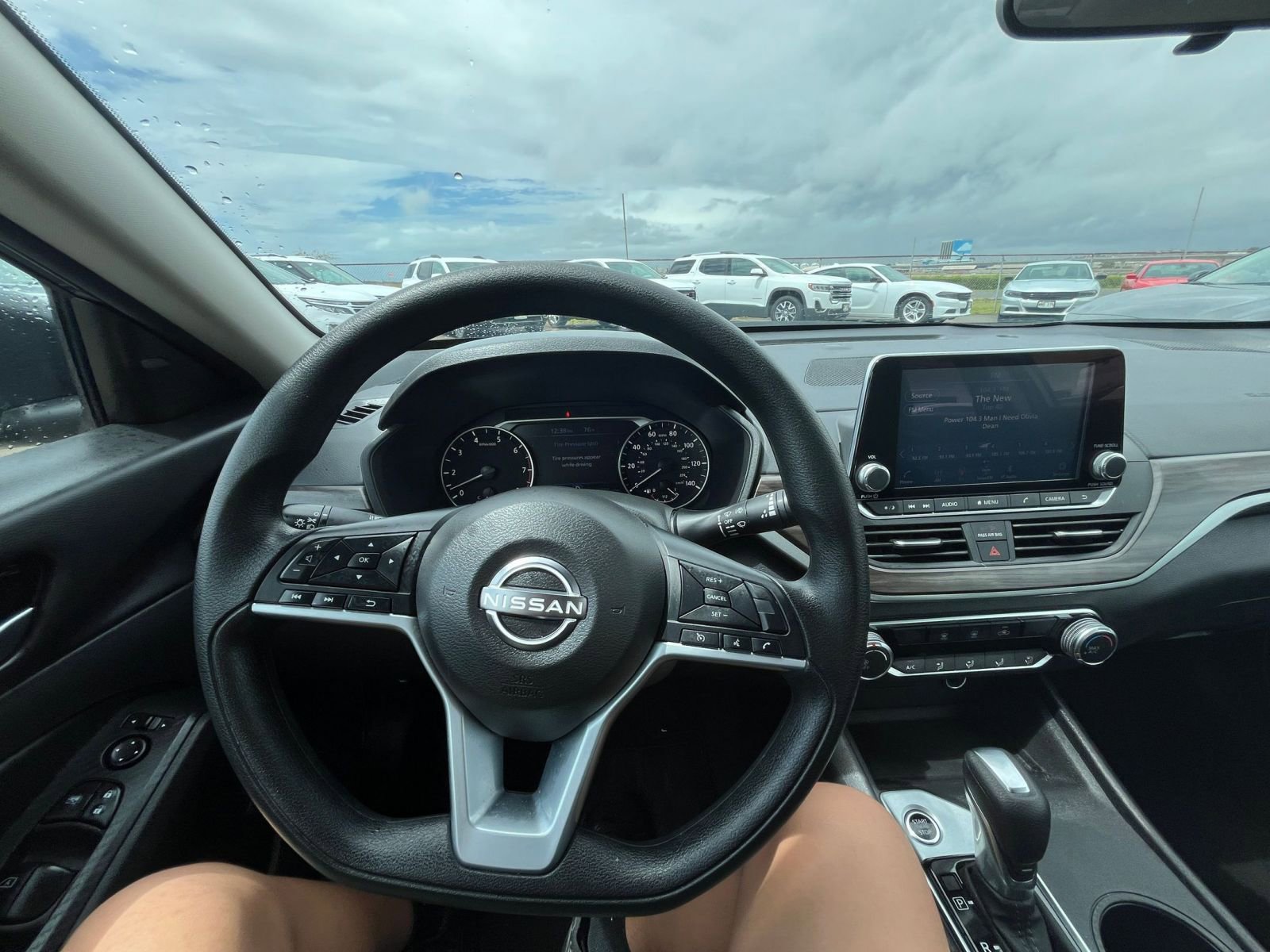 Used 2025 Nissan Altima 2.5 SV image 33