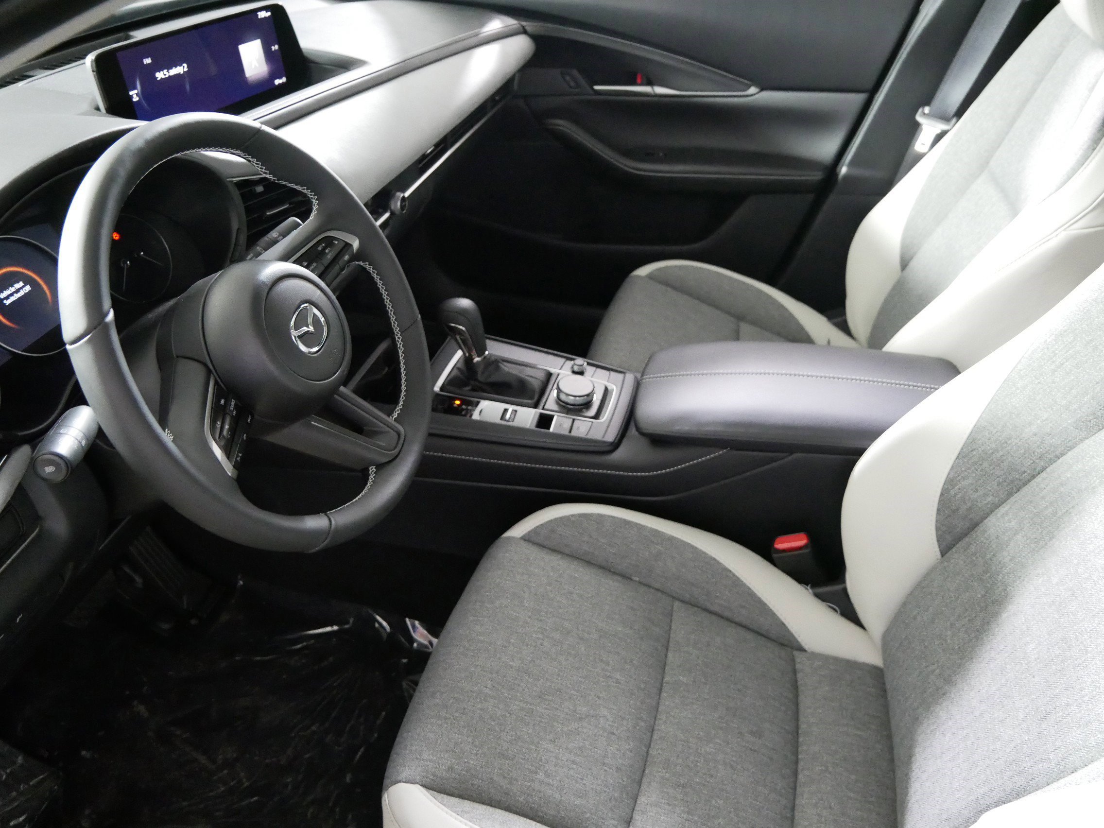New 2026 MAZDA CX-30 Aire Edition AWD/4WD image 4