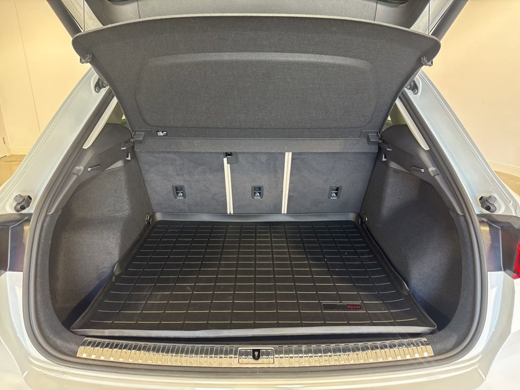 Used 2023 Audi Q3 2.0T Premium Plus image 29