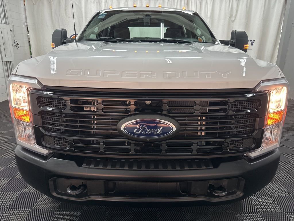 Used 2023 Ford F250 XL w/ 360-Degree Camera Package AWD/4WD image 3