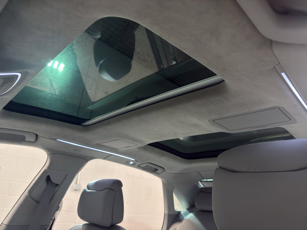 Used 2015 Audi A8 L 3.0T w/ Premium Package image 16