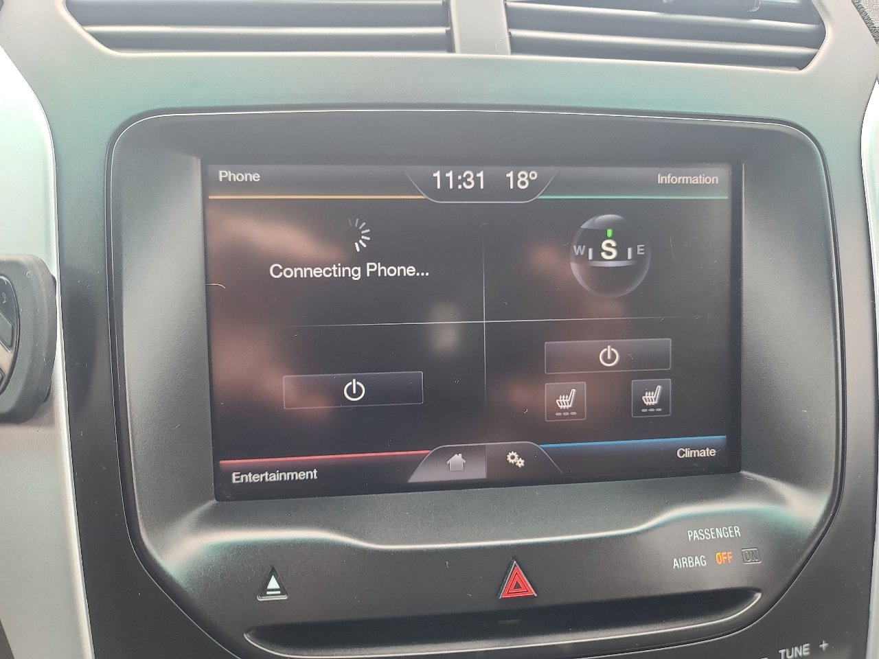 Used 2014 Ford Explorer XLT w/ Equipment Group 202A image 20