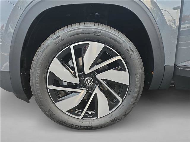 New 2026 Volkswagen Atlas SE image 6