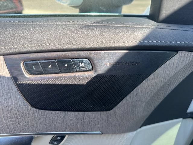 Used 2023 Volvo XC90 B6 Ultimate w/ Protection Package Premier AWD/4WD image 14