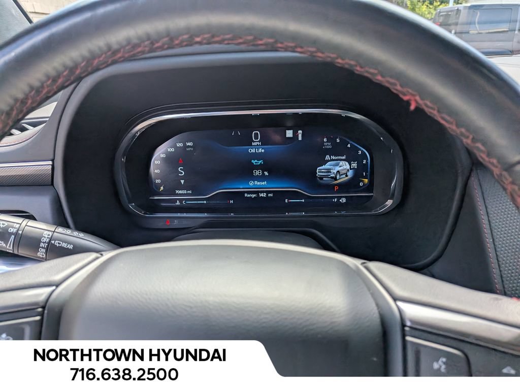 Used 2022 Chevrolet Tahoe RST w/ Luxury Package AWD/4WD image 8