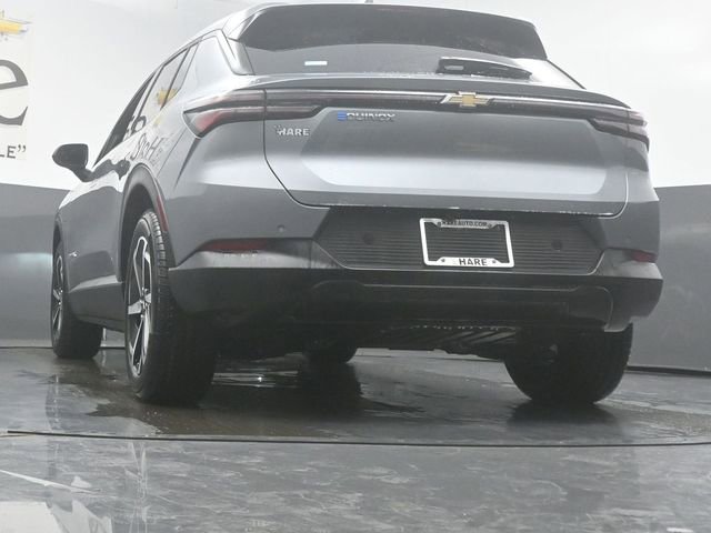 New 2026 Chevrolet Equinox EV LT FWD image 32