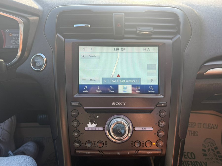 Used 2020 Ford Fusion Titanium image 19