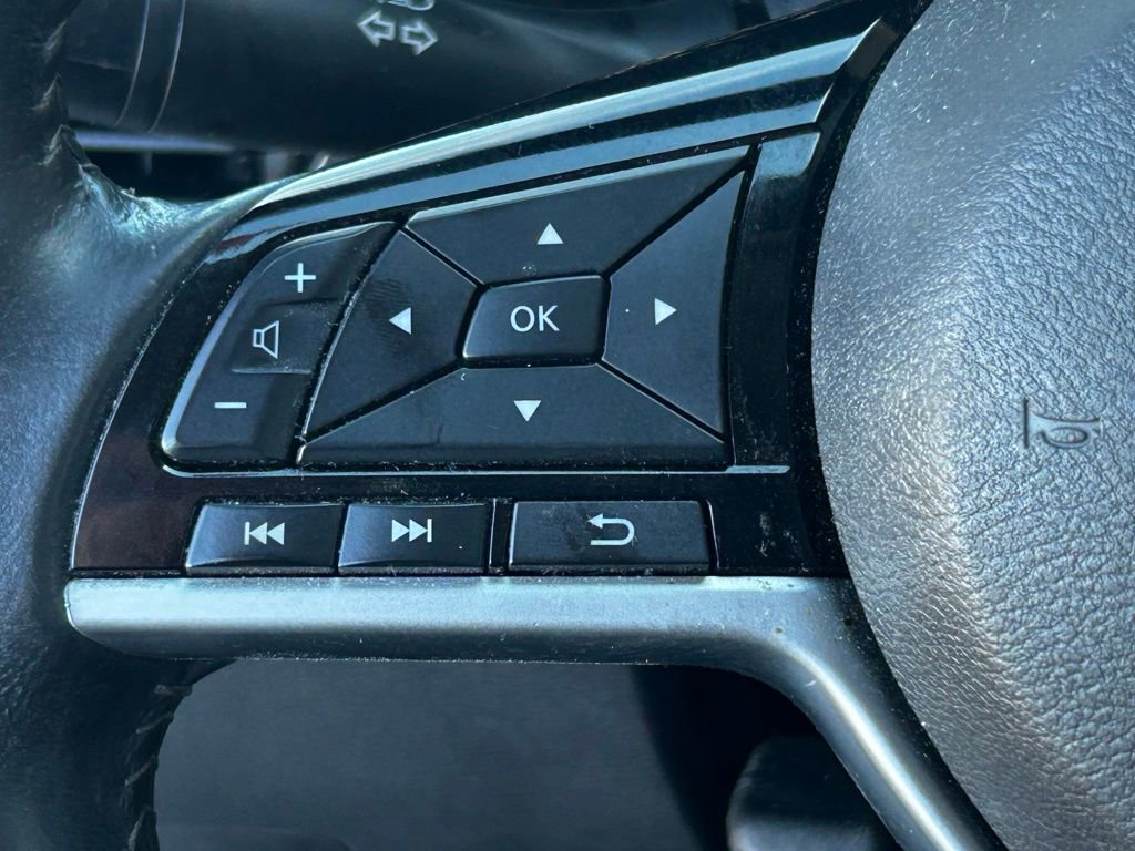 Used 2022 Nissan Altima 2.5 SV w/ SV Premium Package FWD image 21