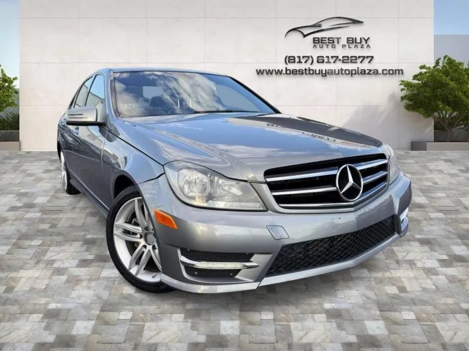 Used 2014 Mercedes-Benz C 250 Sedan image 1