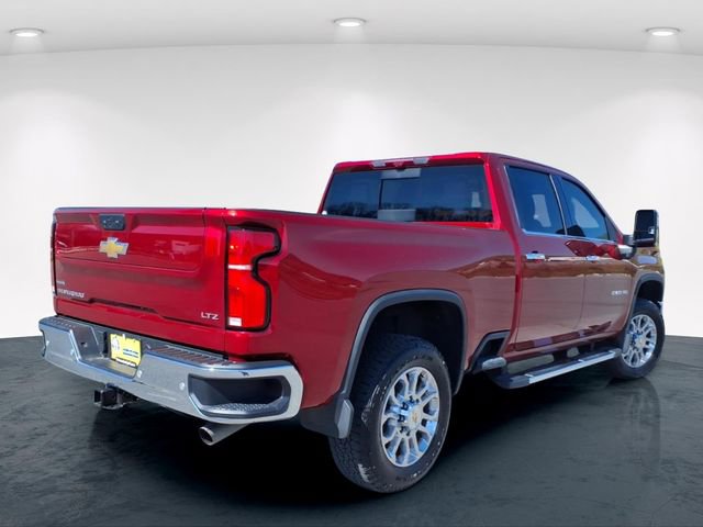 Used 2025 Chevrolet Silverado 2500 LTZ w/ LTZ Plus Package AWD/4WD image 8
