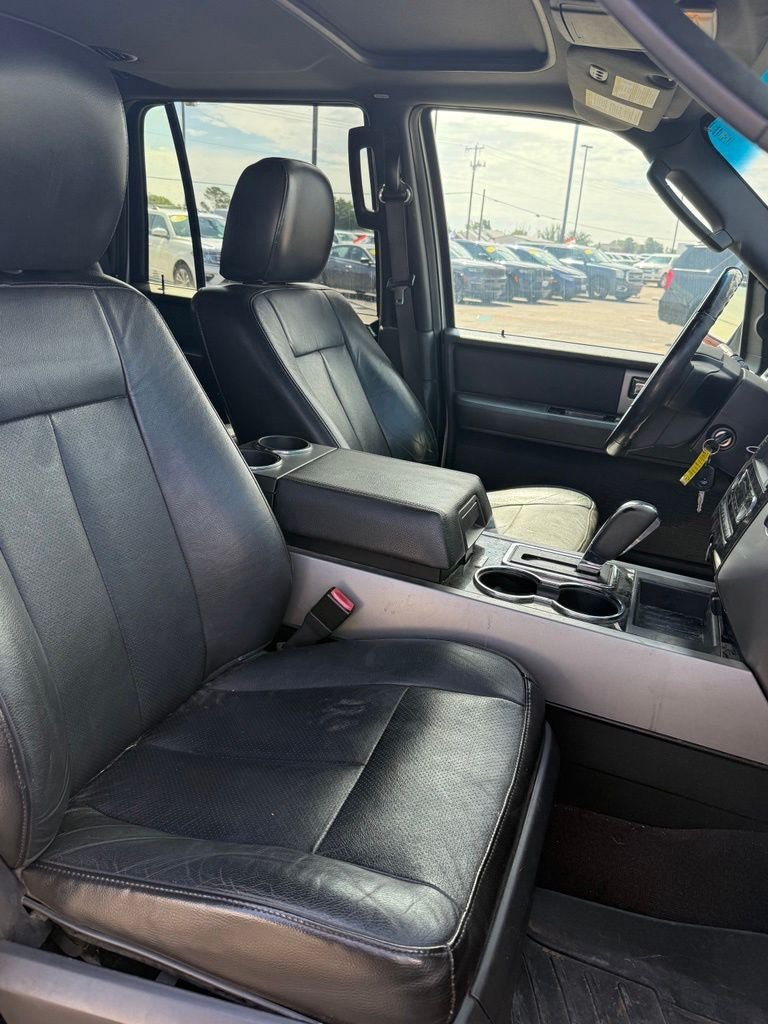 Used 2013 Ford Expedition Limited RWD image 11