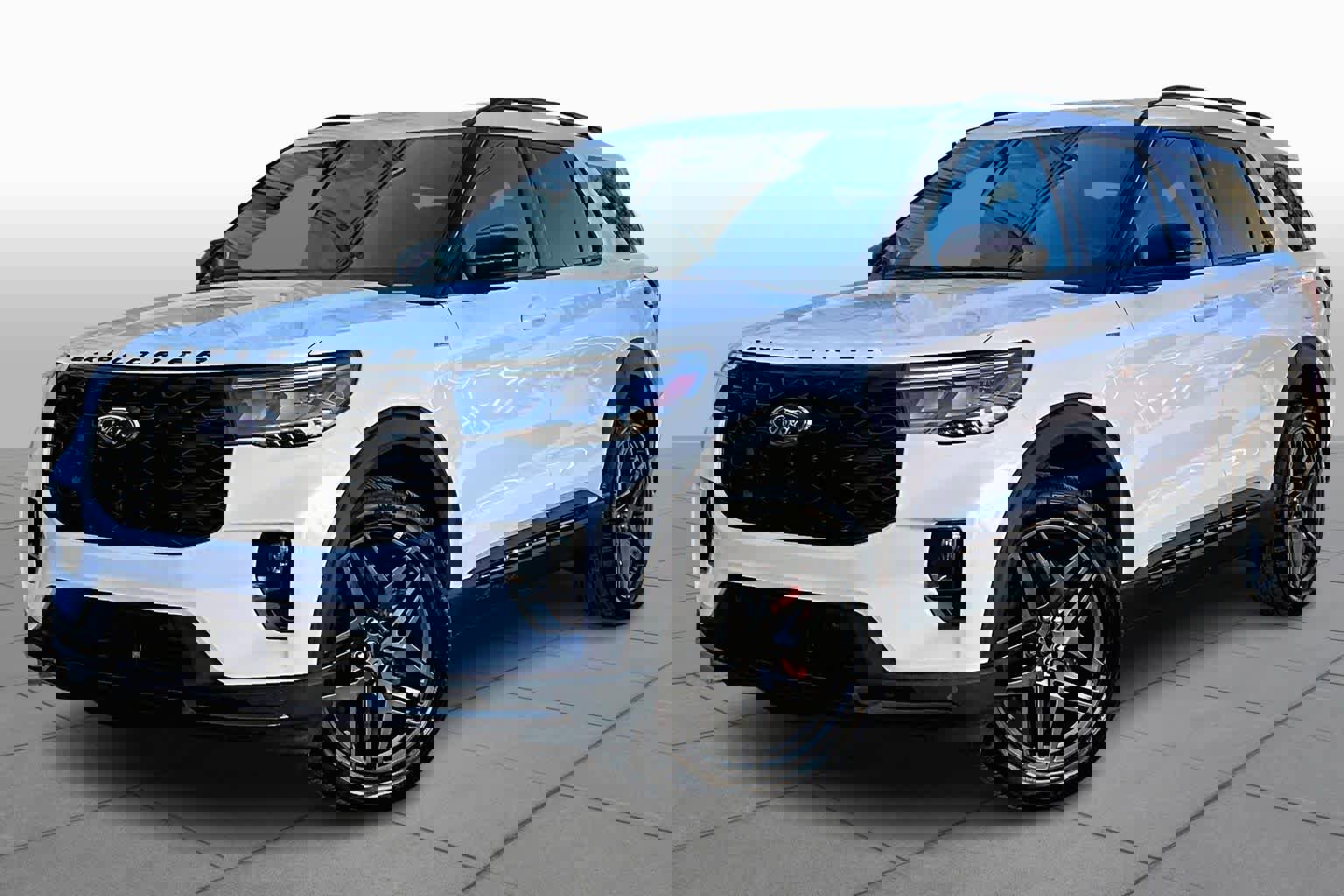 Used 2025 Ford Explorer ST-Line w/ Premium Package image 39