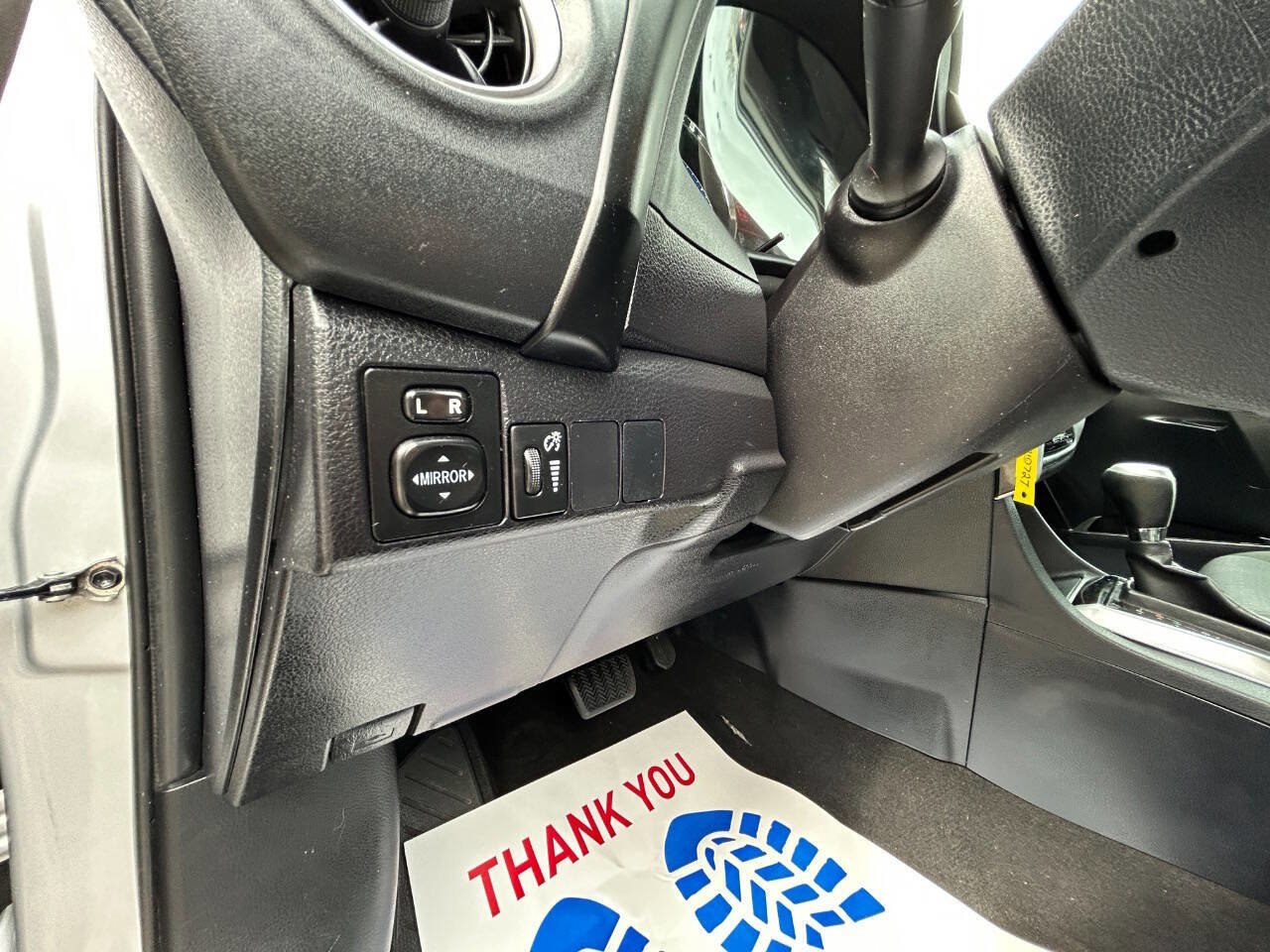 Used 2017 Toyota Corolla LE w/ Carpet Mat Package (TMS) image 30