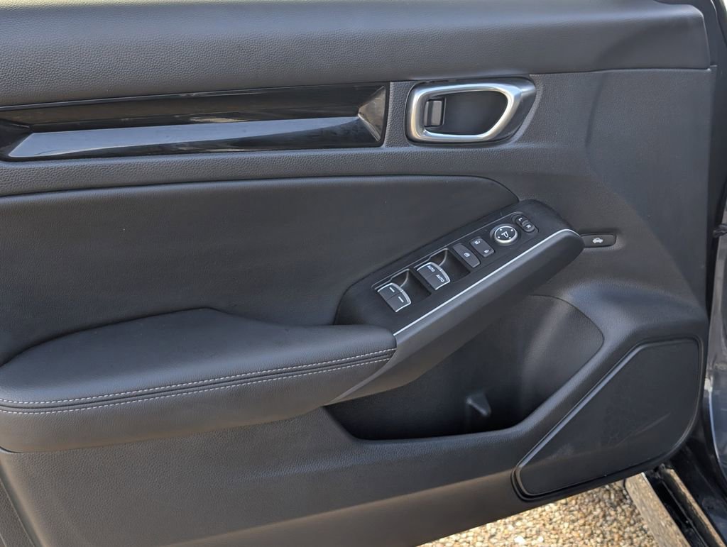 Certified 2025 Honda Civic Sport image 13