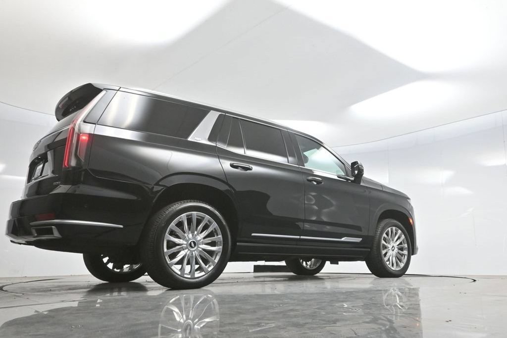Used 2023 Cadillac Escalade Premium Luxury w/ Performance Package AWD/4WD image 64