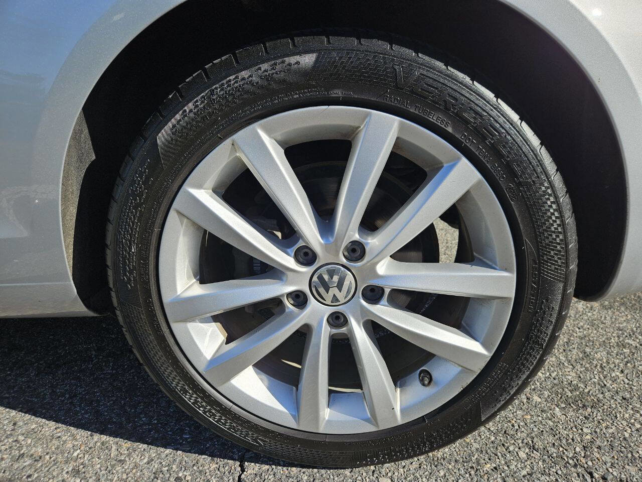 Used 2015 Volkswagen Eos Komfort FWD image 27