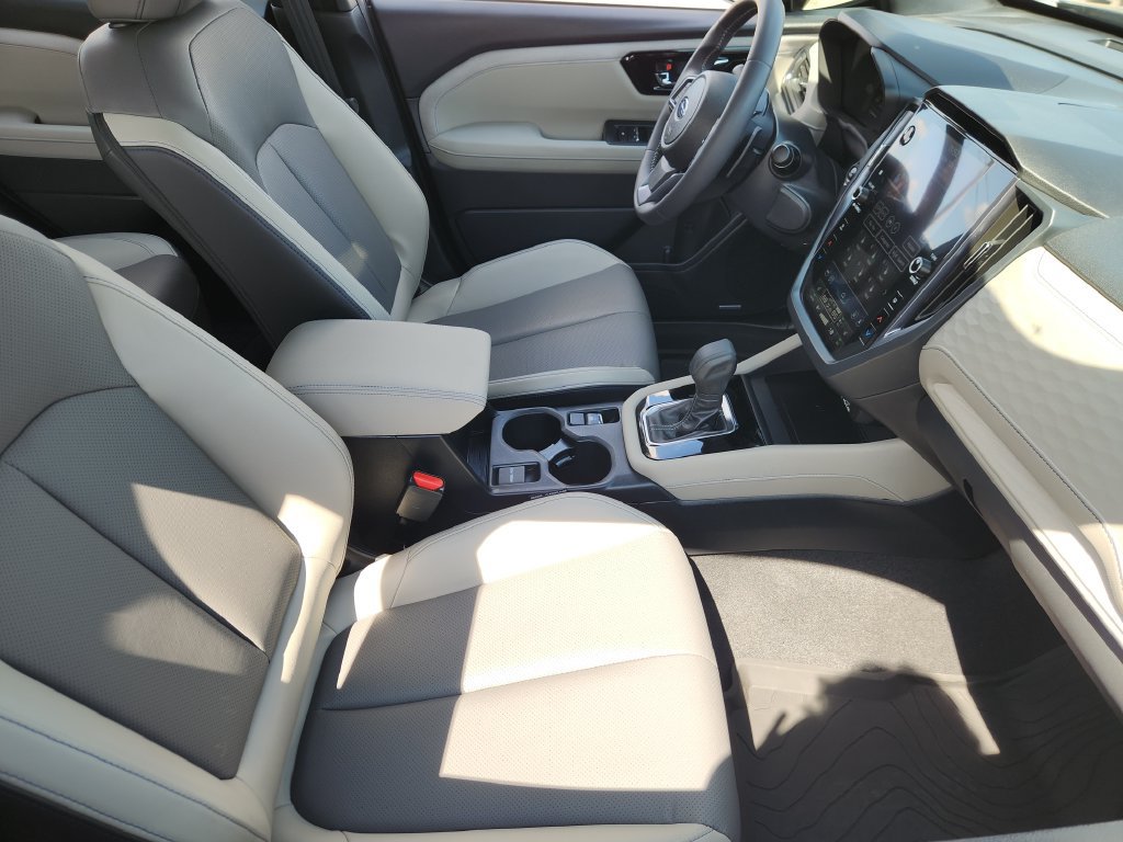 Used 2025 Subaru Forester Limited AWD/4WD image 13