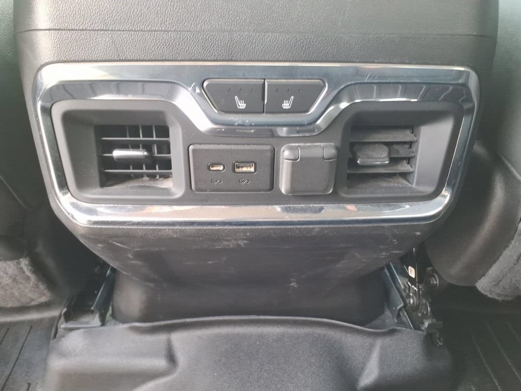Used 2021 Chevrolet Silverado 1500 LTZ RWD image 14