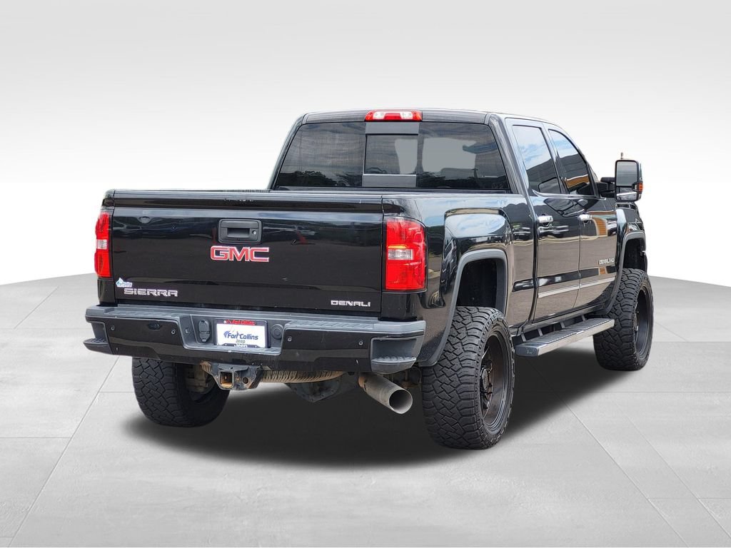 Used 2015 GMC Sierra 2500 Denali w/ Duramax Plus Package AWD/4WD image 9
