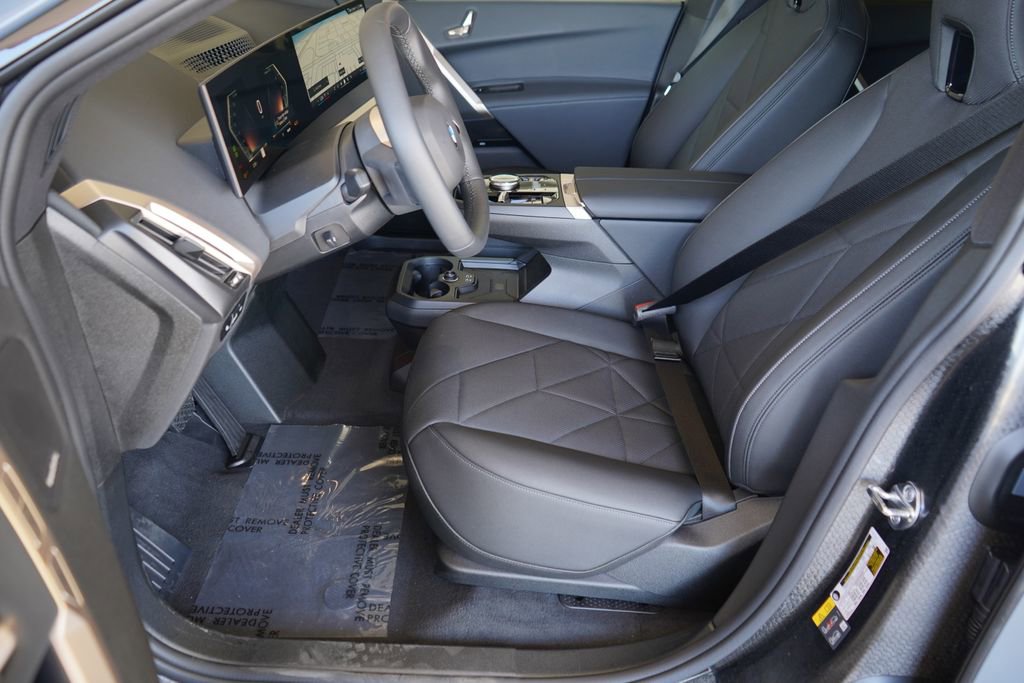 New 2026 BMW iX xDrive45 w/ Premium Package image 11