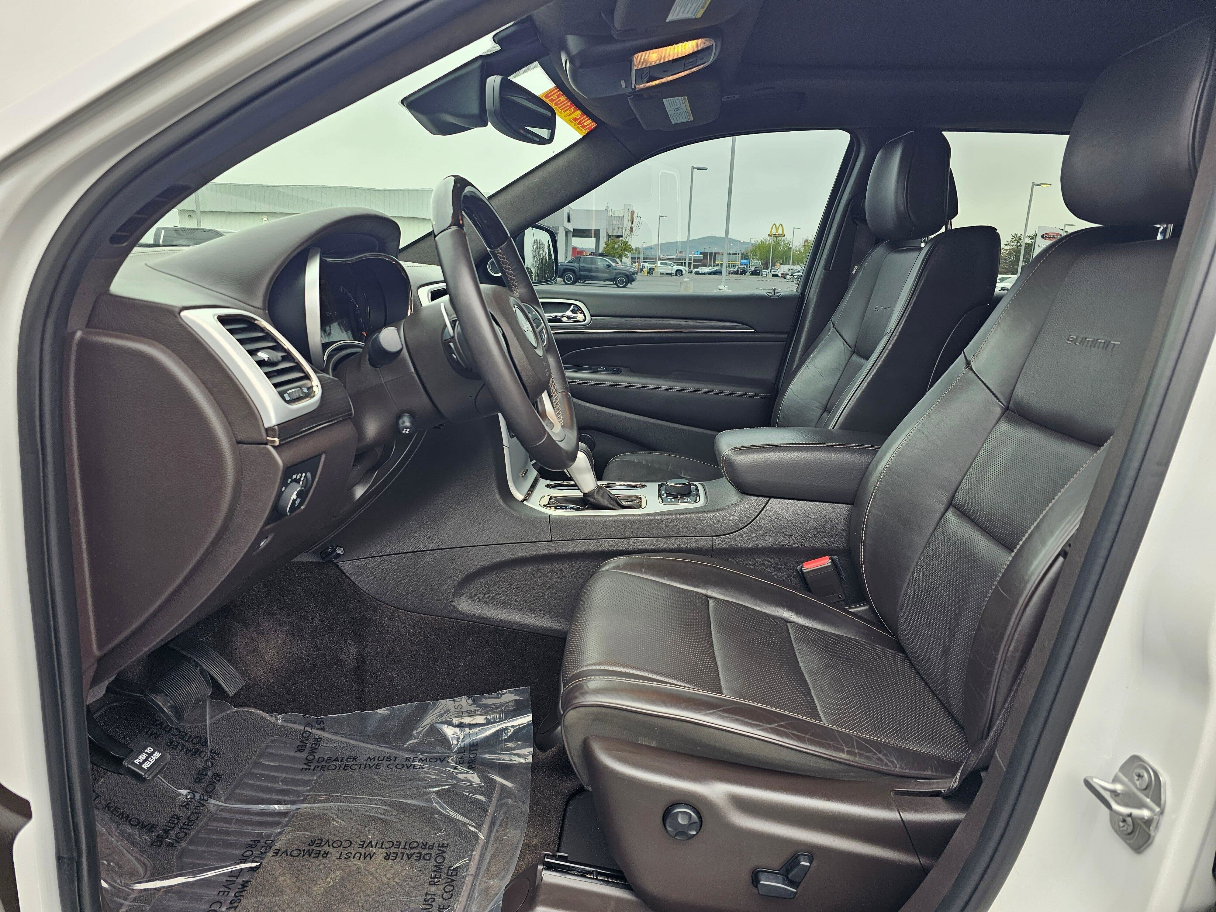 Used 2018 Jeep Grand Cherokee Summit w/ Skid Plate Group image 19