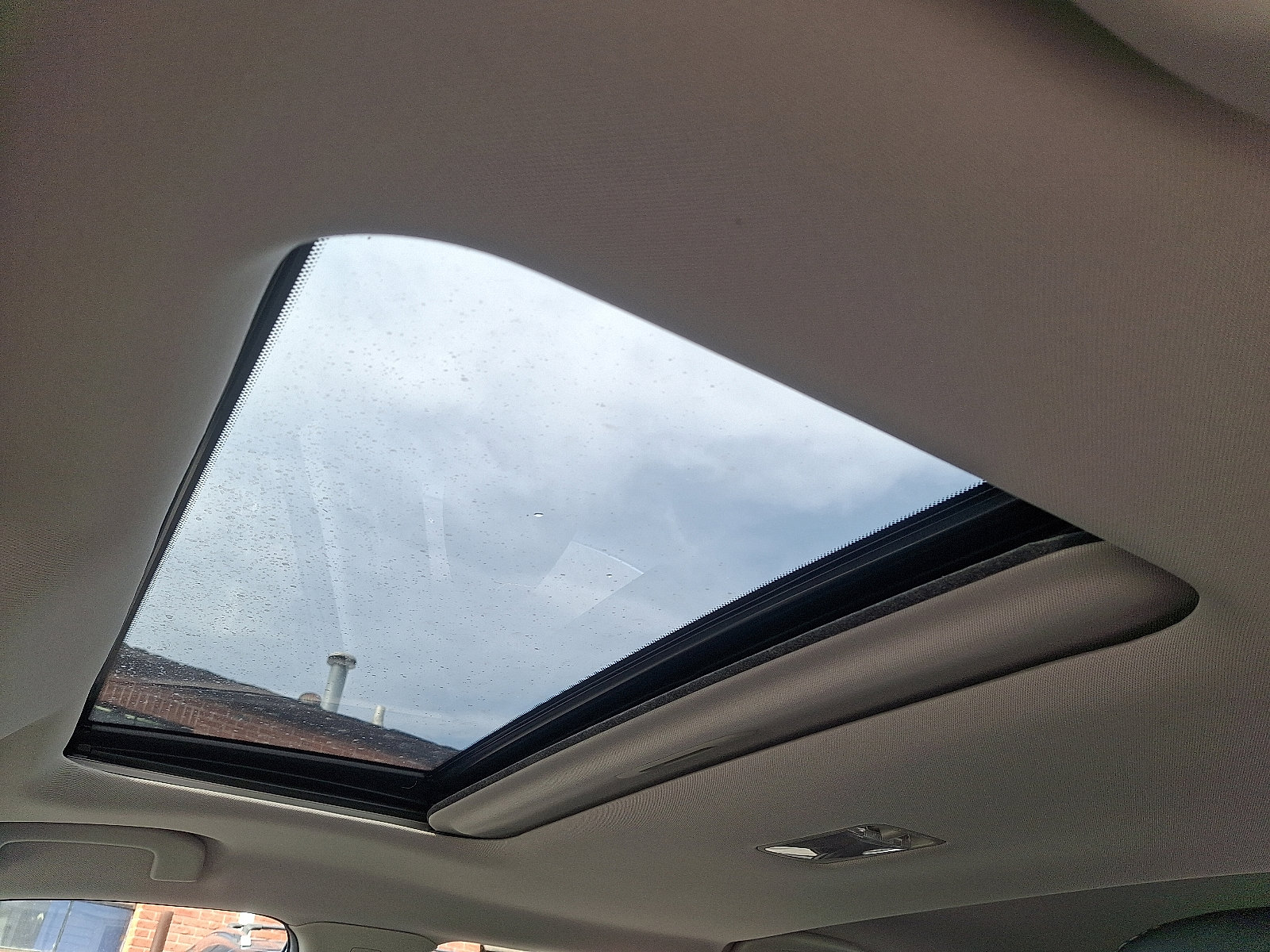 Used 2018 Nissan Rogue Sport SL w/ SL Premium Package image 17