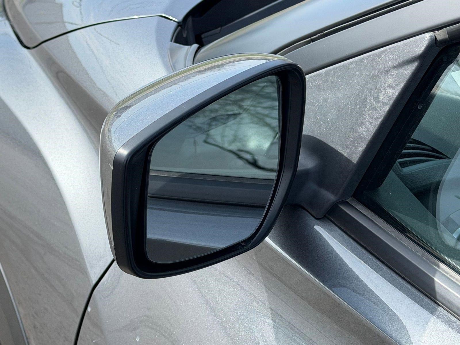 Used 2022 Nissan Kicks SV image 20