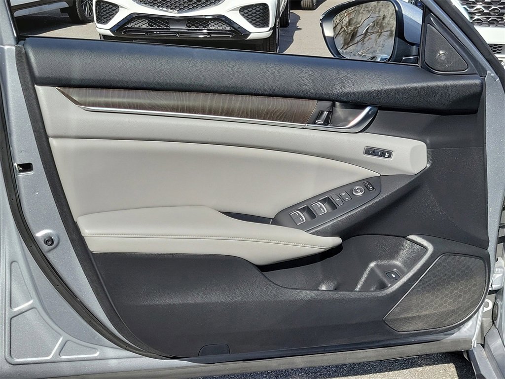 Used 2019 Honda Accord EX-L image 17