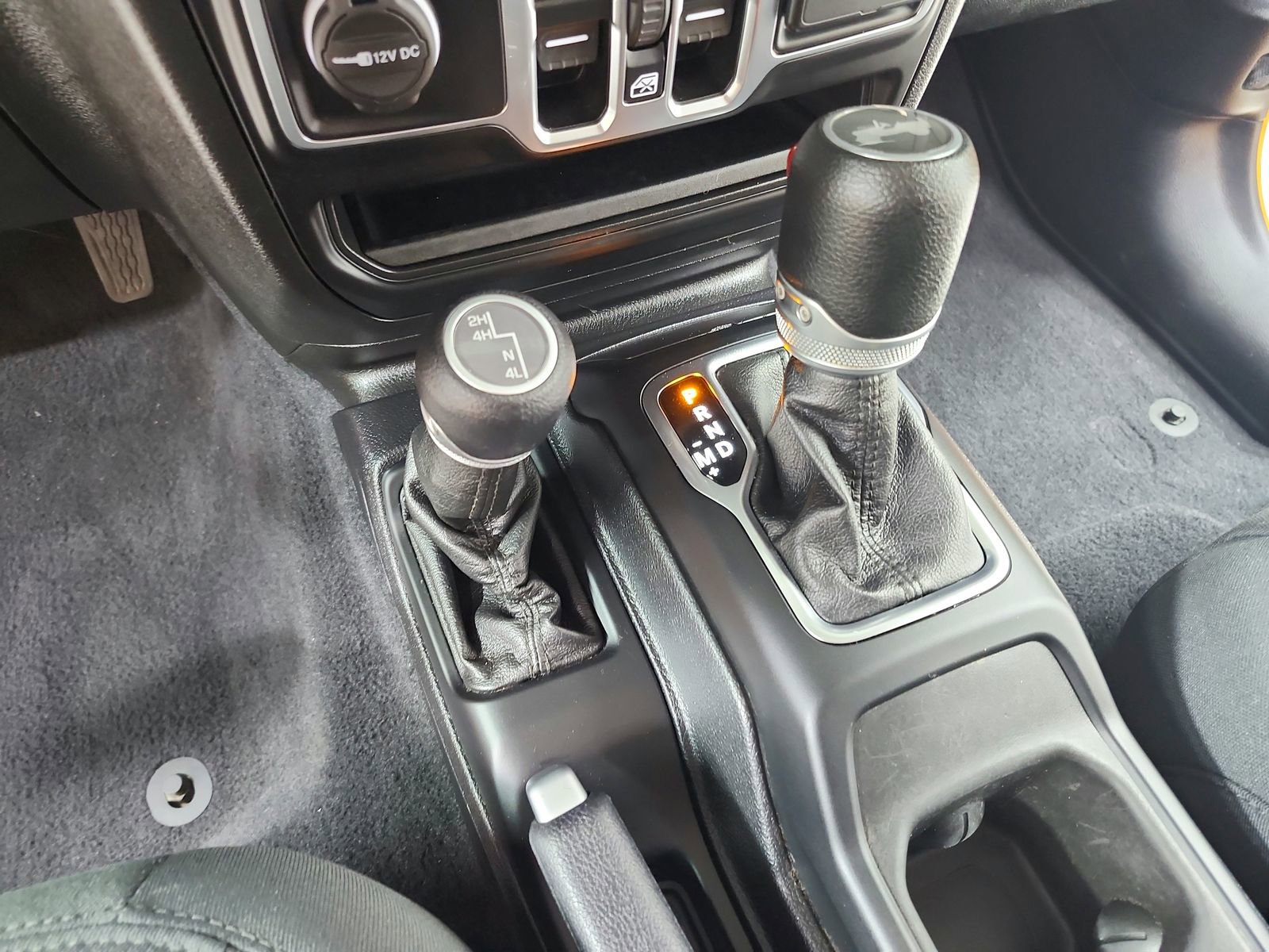 Used 2021 Jeep Wrangler Unlimited Sport AWD/4WD image 25