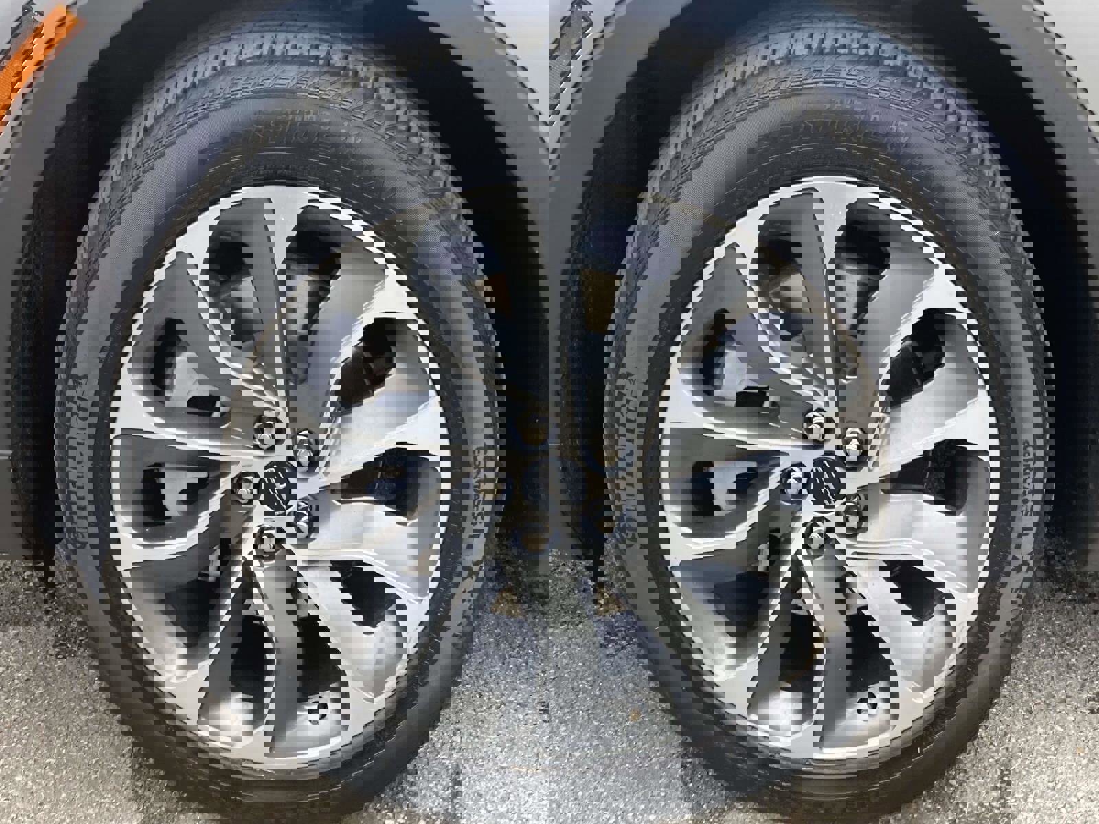 Certified 2022 Lincoln Nautilus Reserve w/ Equipment Group 201A image 14