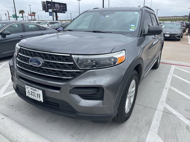 Used 2021 Ford Explorer XLT image 5