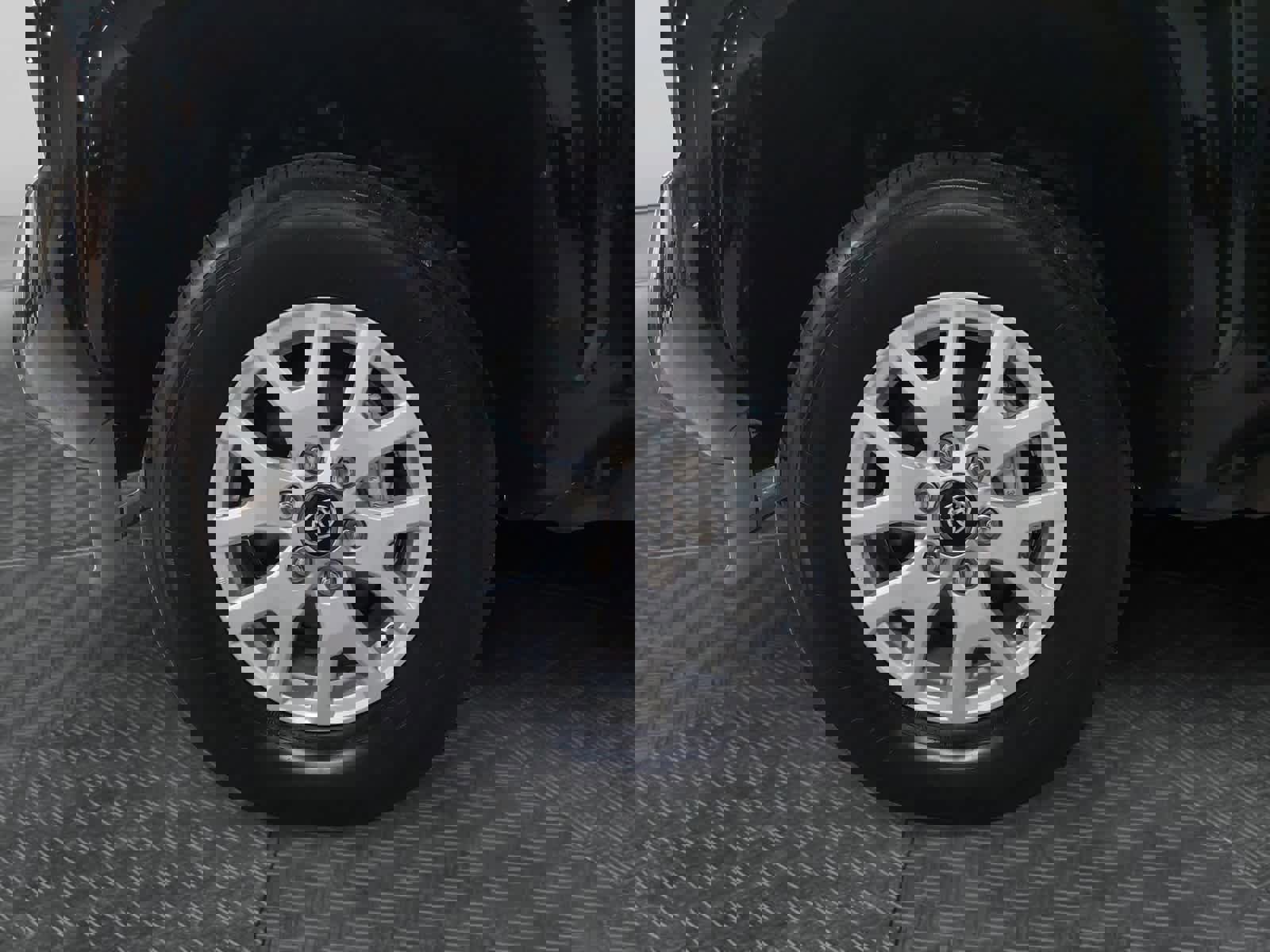 Used 2024 Toyota Tacoma SR5 image 16