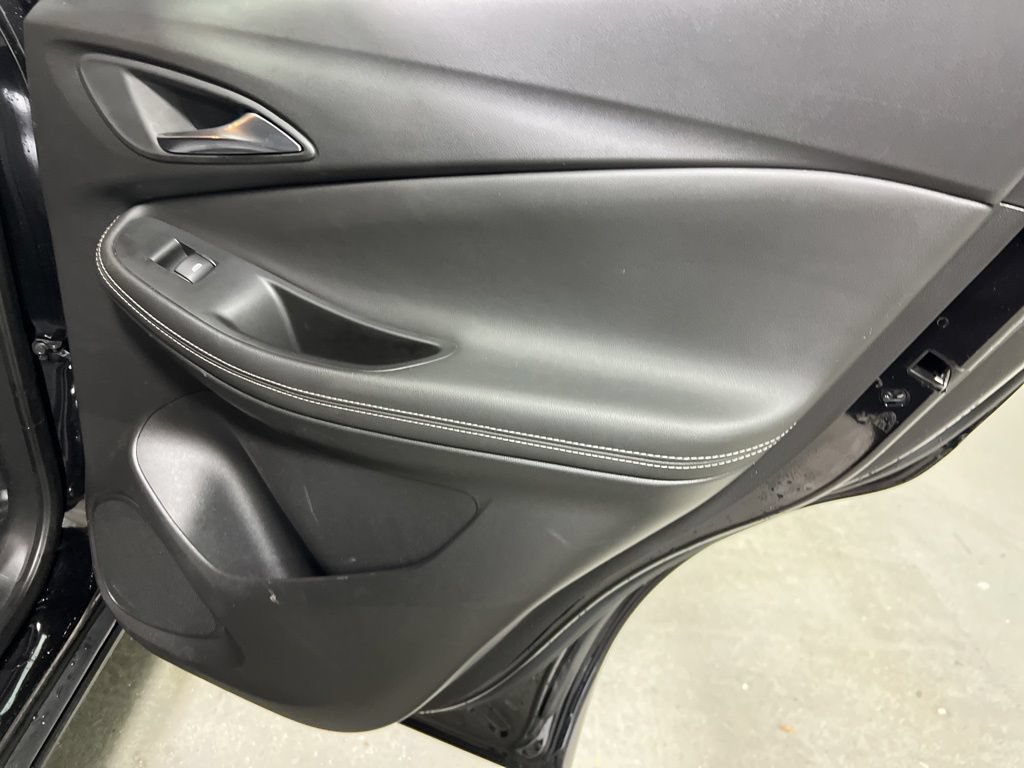 Used 2025 Buick Encore GX Preferred FWD image 11