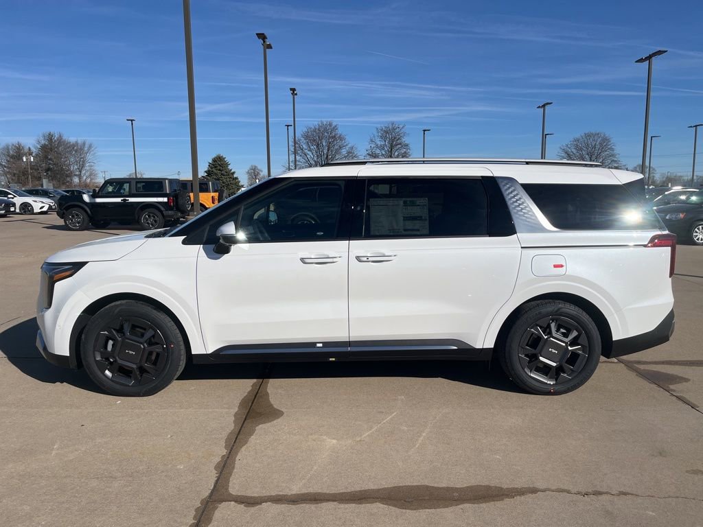 New 2026 Kia Carnival SX image 2