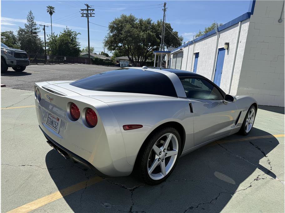 Used 2005 Chevrolet Corvette Coupe w/ Preferred Equipment Group image 6