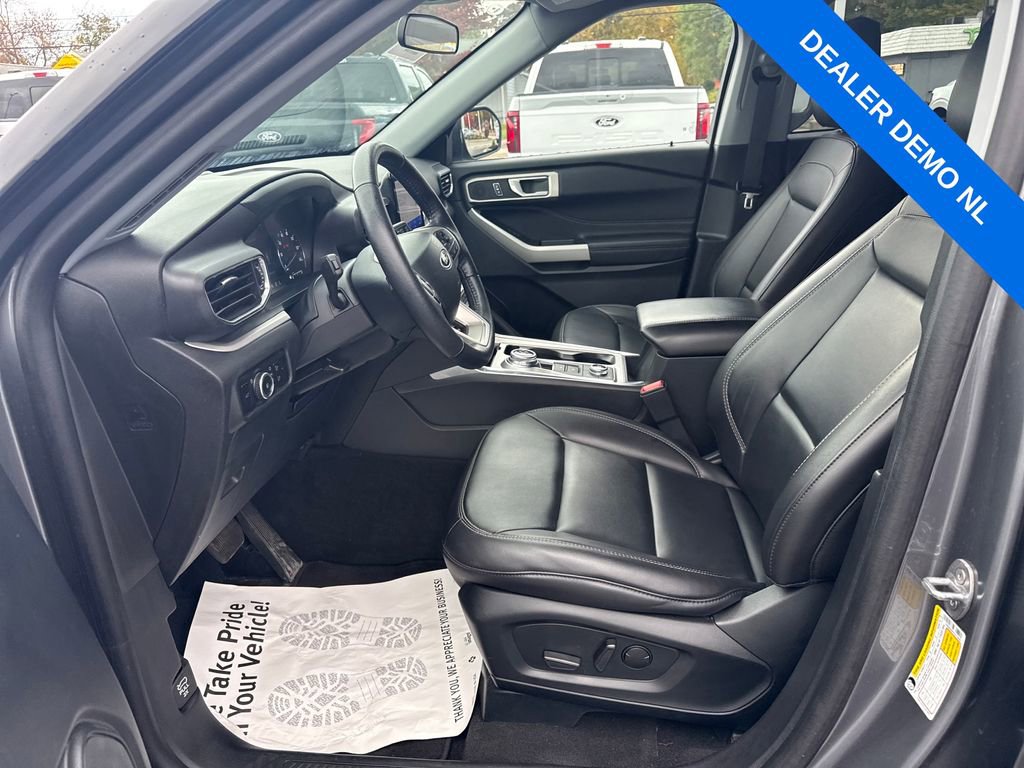 Used 2023 Ford Explorer XLT w/ Equipment Group 202A image 19