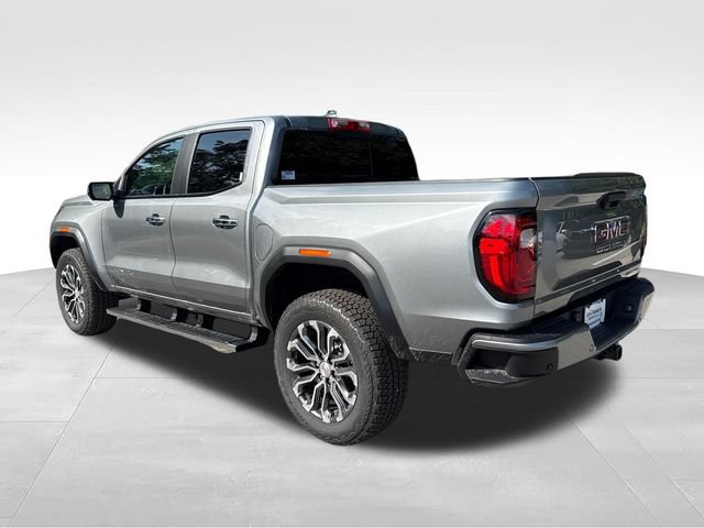 New 2026 GMC Canyon Denali w/ LPO, Black Badging Package AWD/4WD image 3