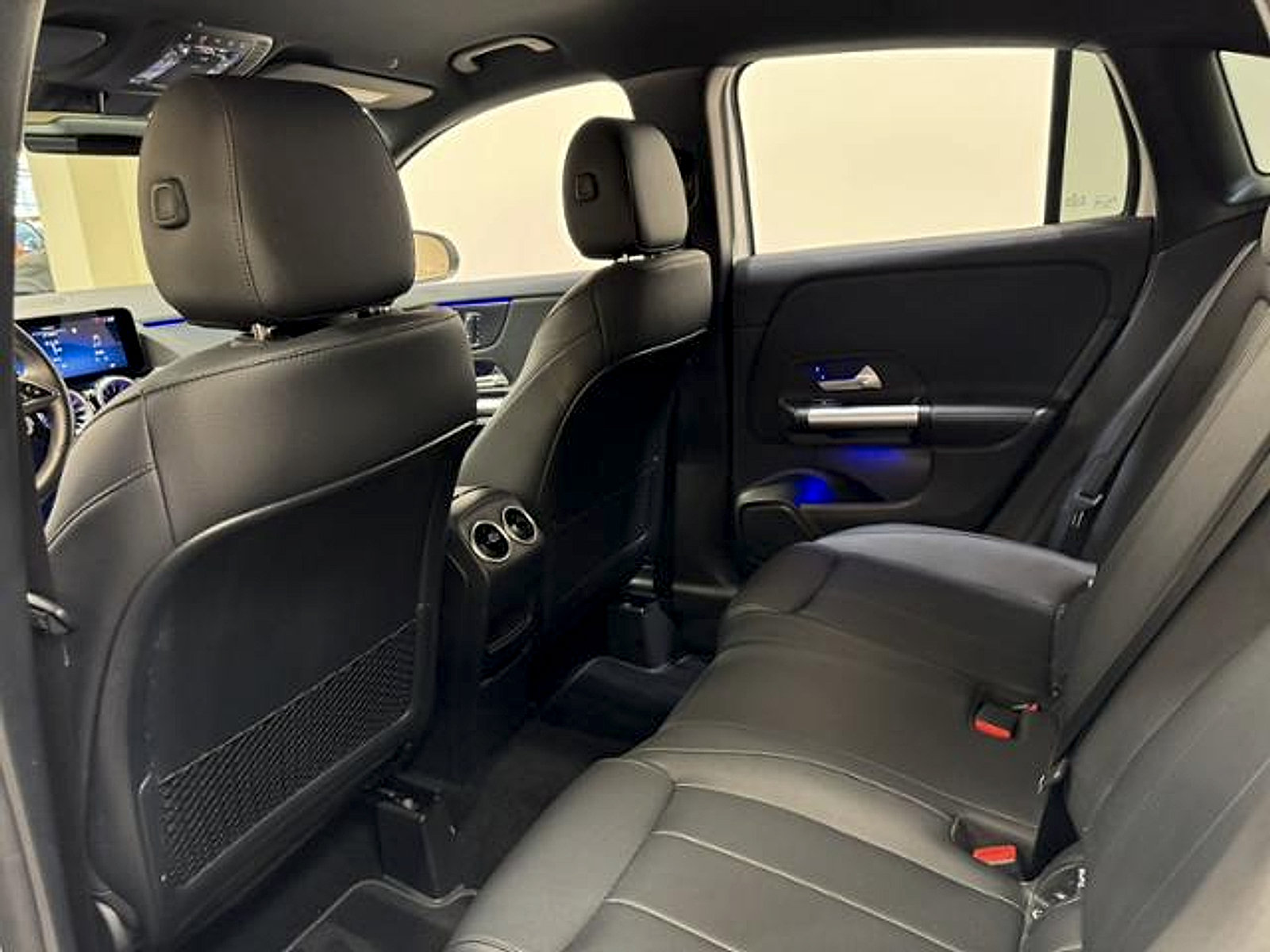 Used 2025 Mercedes-Benz GLA 250 image 19