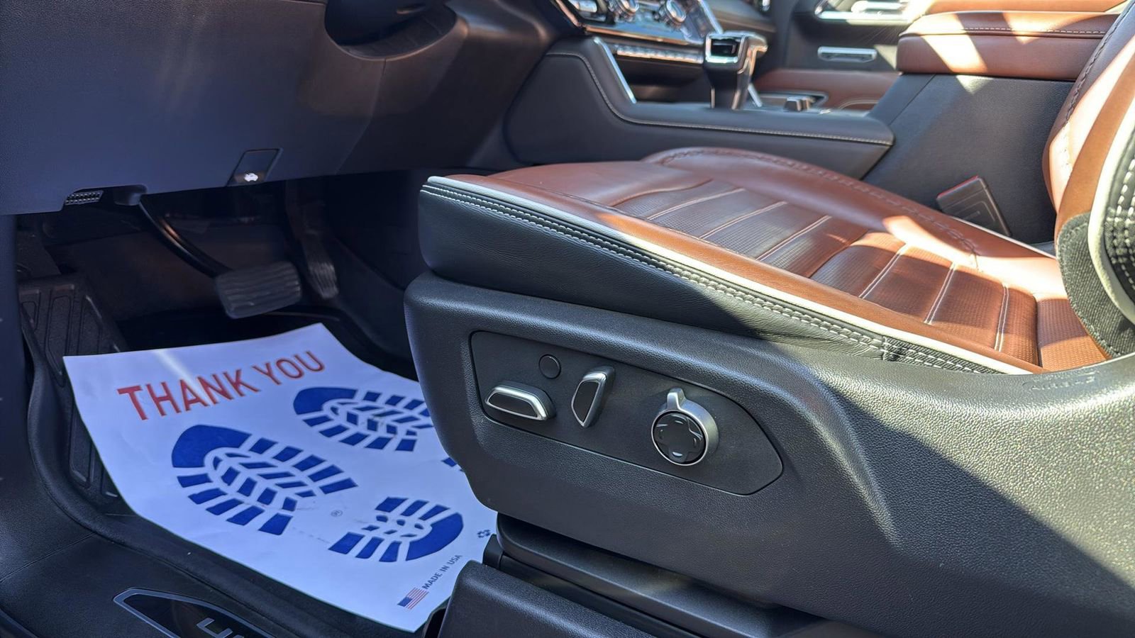 Used 2024 GMC Sierra 1500 Denali Ultimate image 11