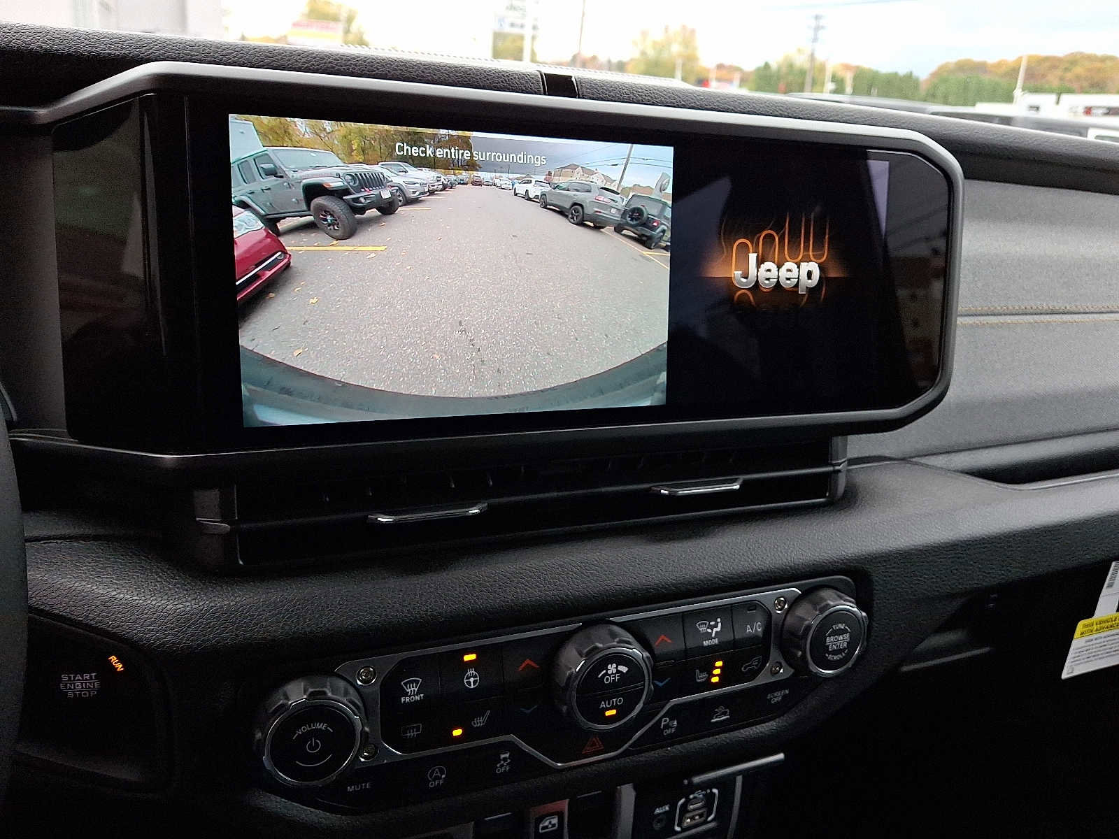 New 2026 Jeep Wrangler Unlimited Sport image 12